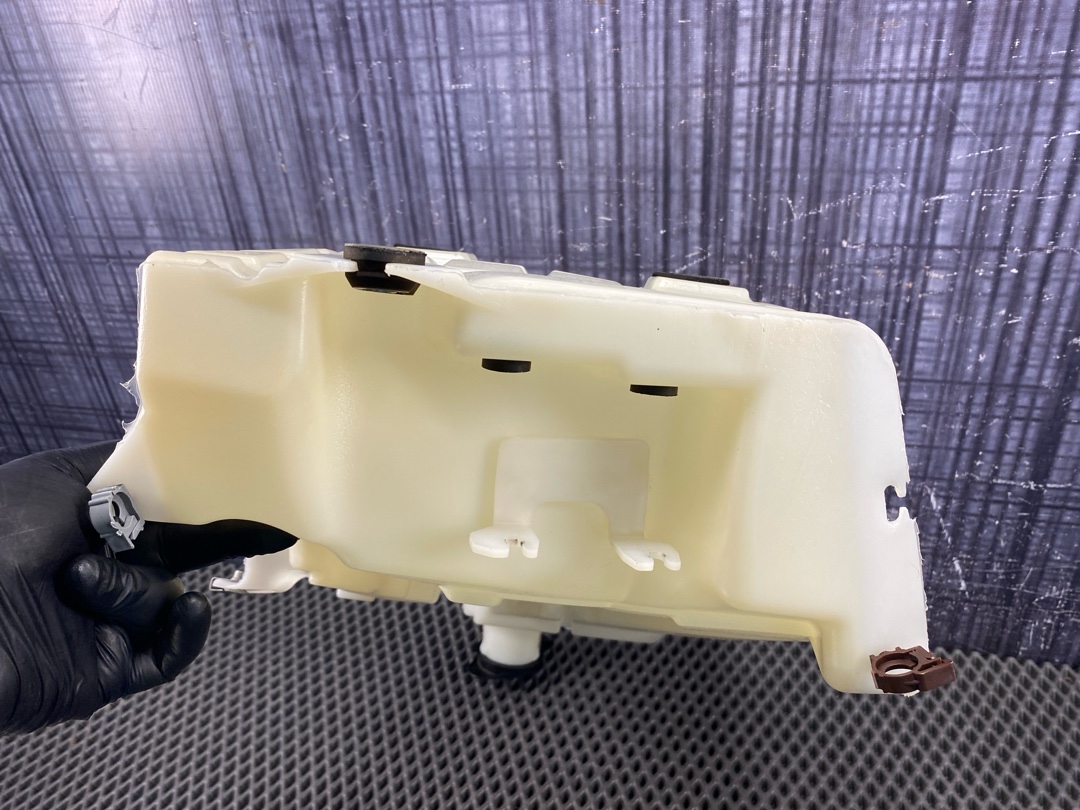 Бачок омывателя, 1940 рублей, Красноярск