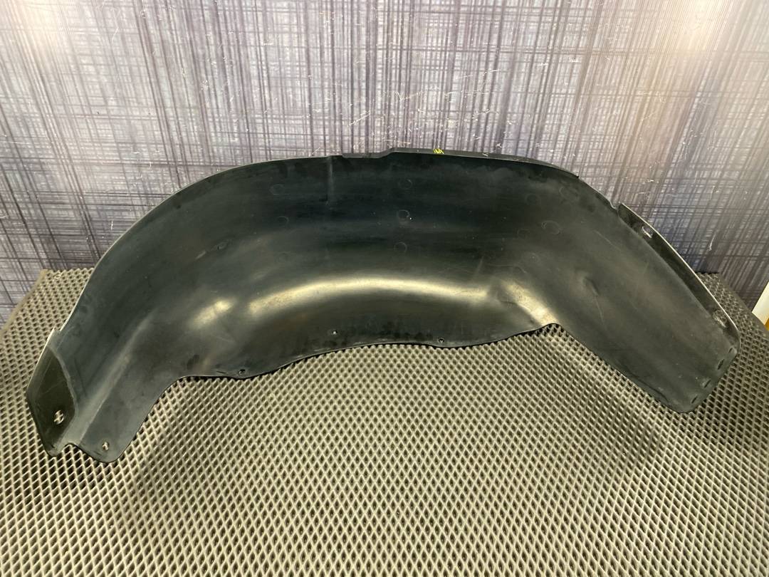 Подкрылок, 920 рублей, Красноярск