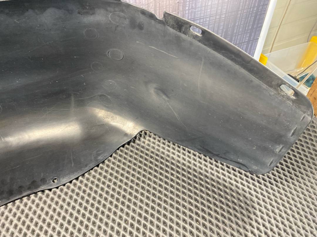 Подкрылок, 920 рублей, Красноярск