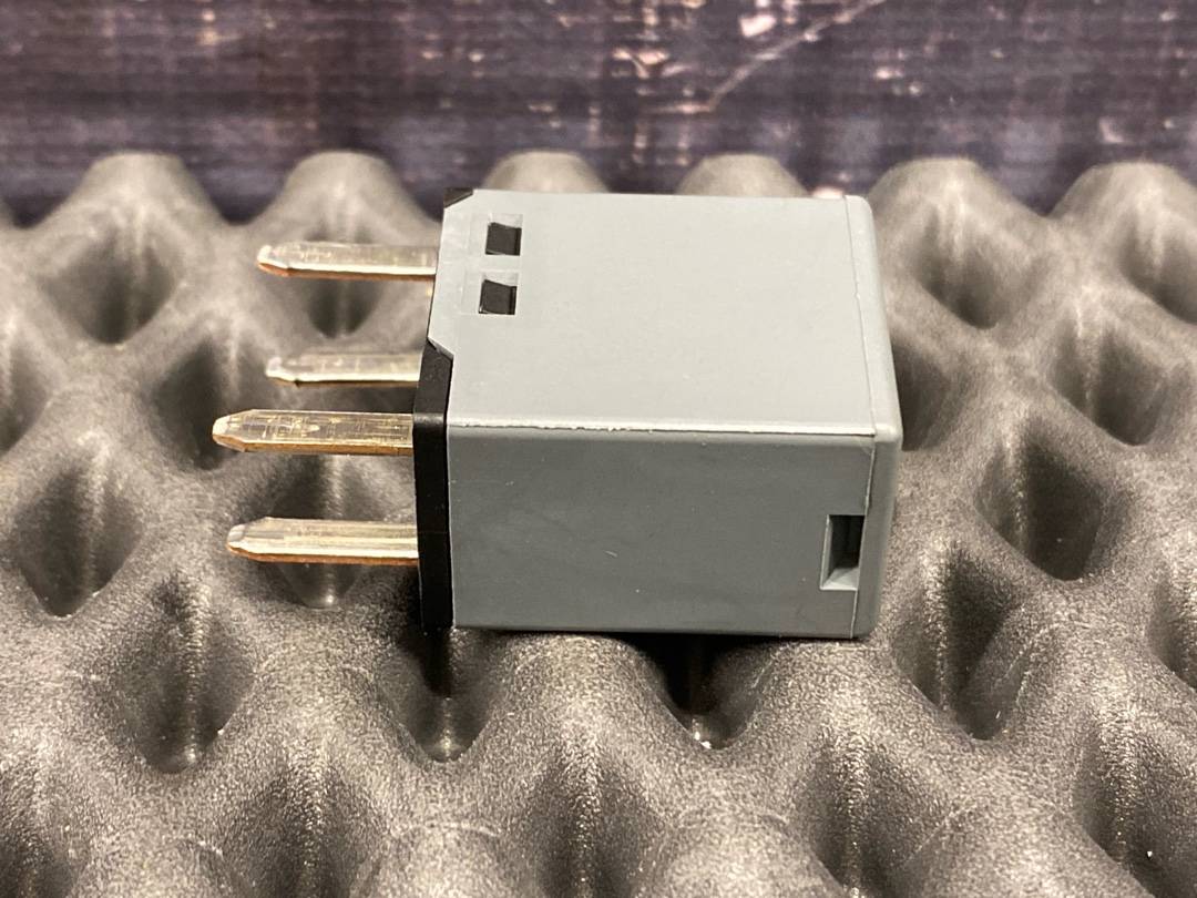 Реле, 434 рублей, Красноярск