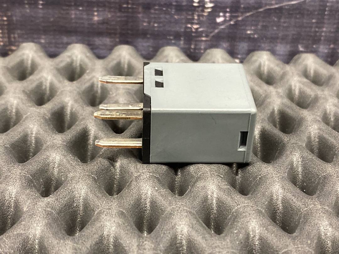 Реле, 434 рублей, Красноярск