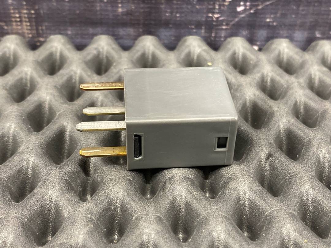 Реле, 434 рублей, Красноярск