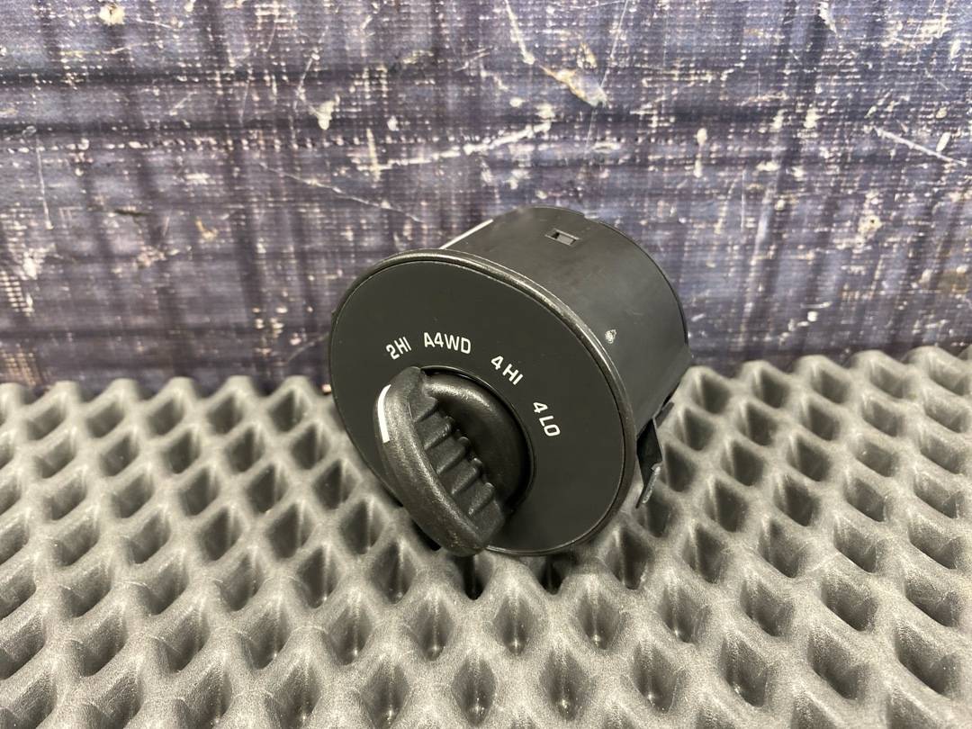 Переключатель блокировки дифференциала, 2710 рублей, Красноярск