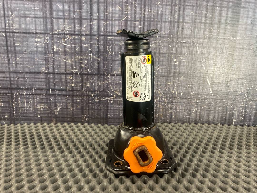 Домкрат, 7940 рублей, Красноярск