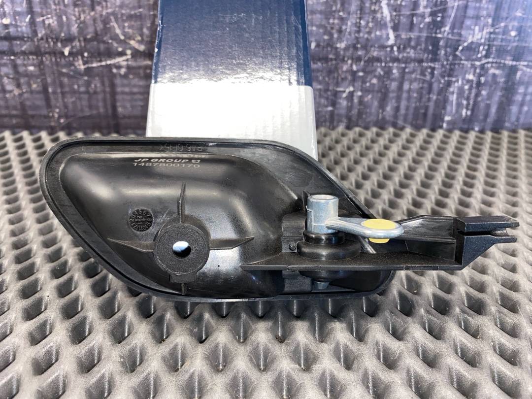 Ручка двери внутренняя, 1860 рублей, Красноярск