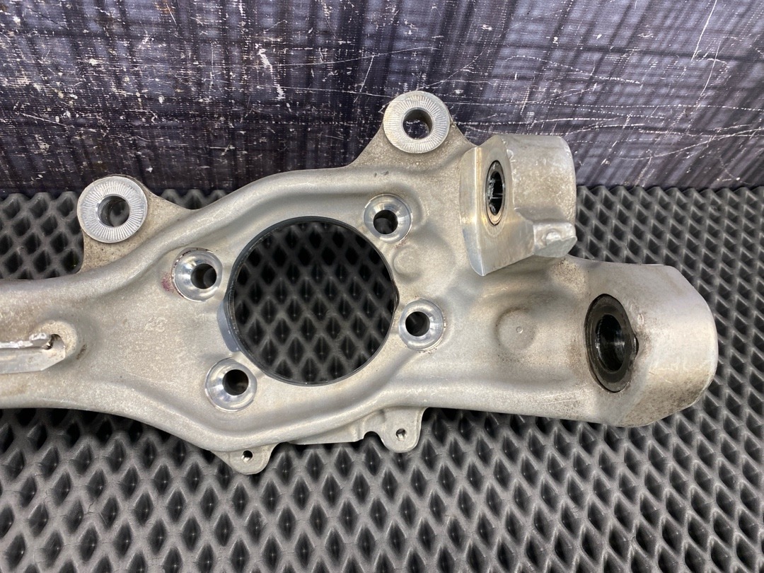 Поворотный кулак, 6980 рублей, Красноярск