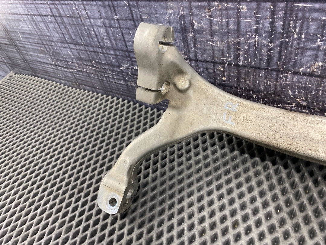 Поворотный кулак, 6980 рублей, Красноярск