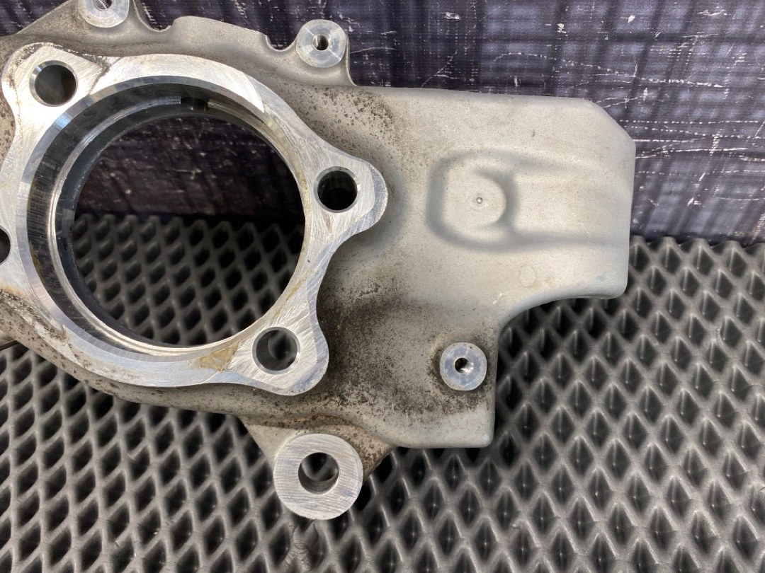 Поворотный кулак, 6980 рублей, Красноярск