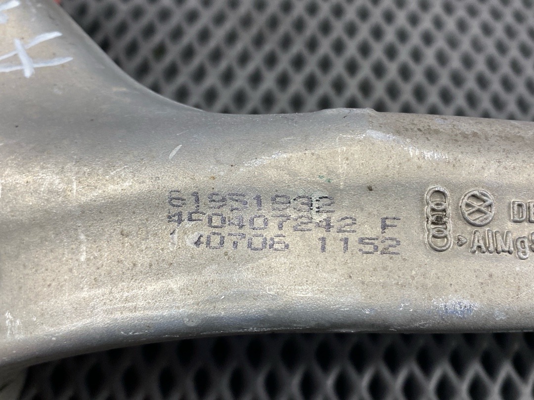 Поворотный кулак, 6980 рублей, Красноярск