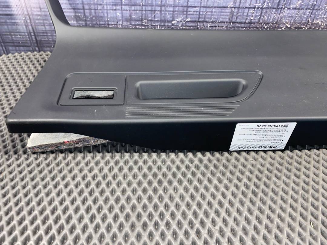 Пластик крышки багажника, 1870 рублей, Красноярск