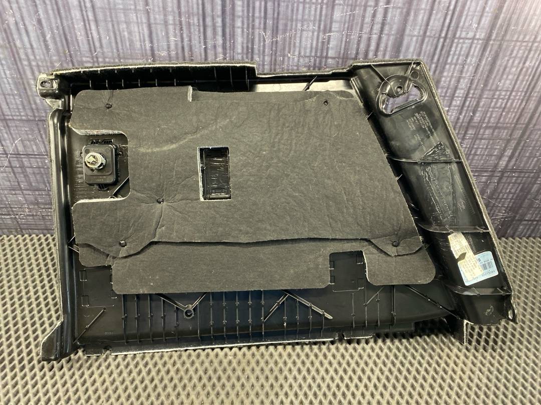 Обшивка багажника, 1430 рублей, Красноярск