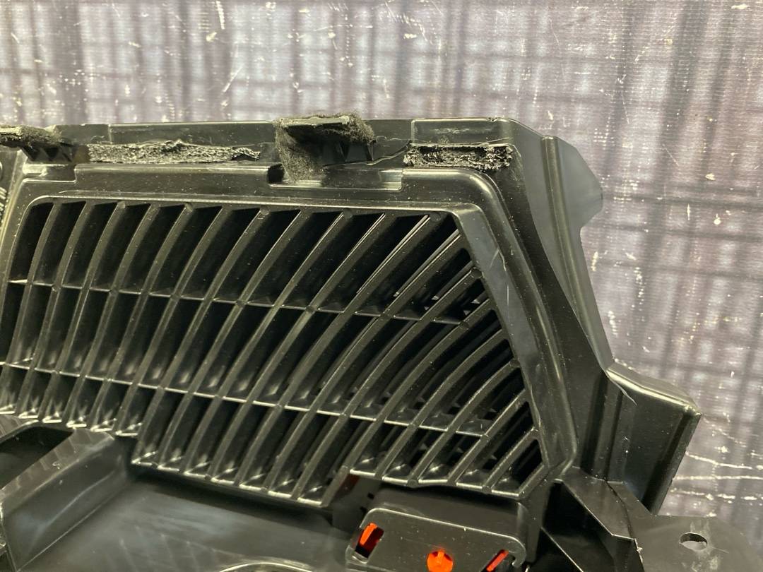 Пластик багажника, 1080 рублей, Красноярск