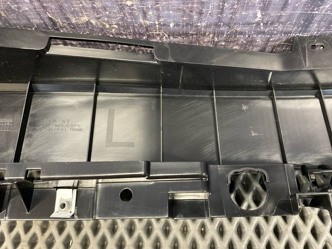 Пластик багажника, 1080 рублей, Красноярск