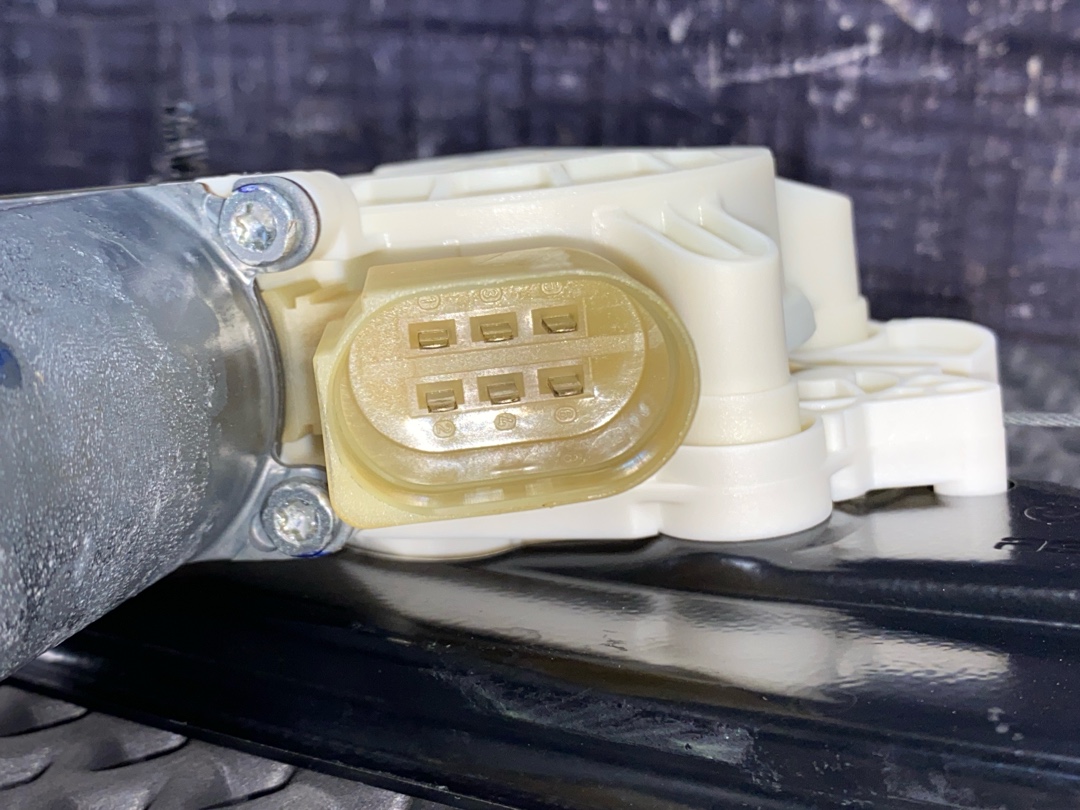 Стеклоподъемник, 2520 рублей, Красноярск