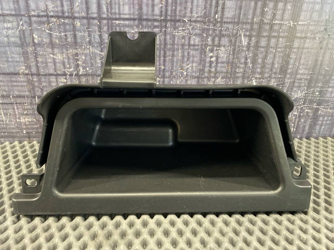 Пластик багажника, 840 рублей, Красноярск