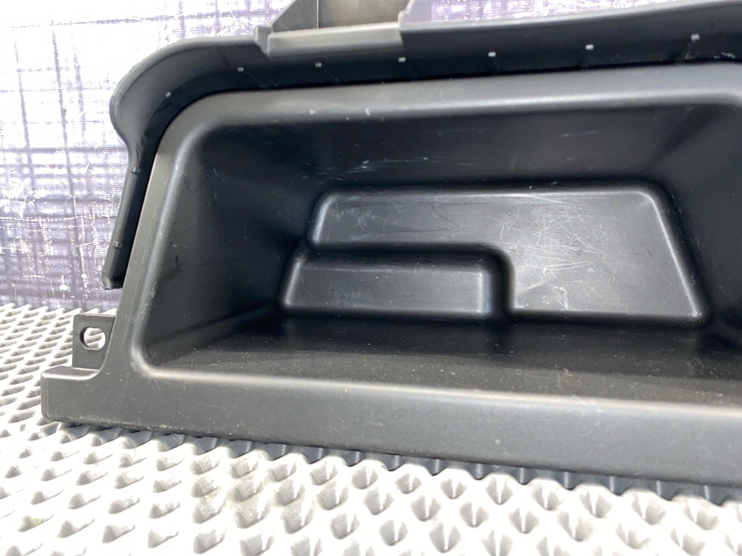 Пластик багажника, 840 рублей, Красноярск