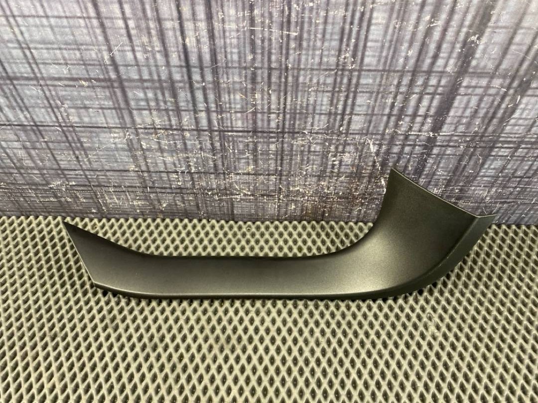 Пластик крышки багажника, 540 рублей, Красноярск