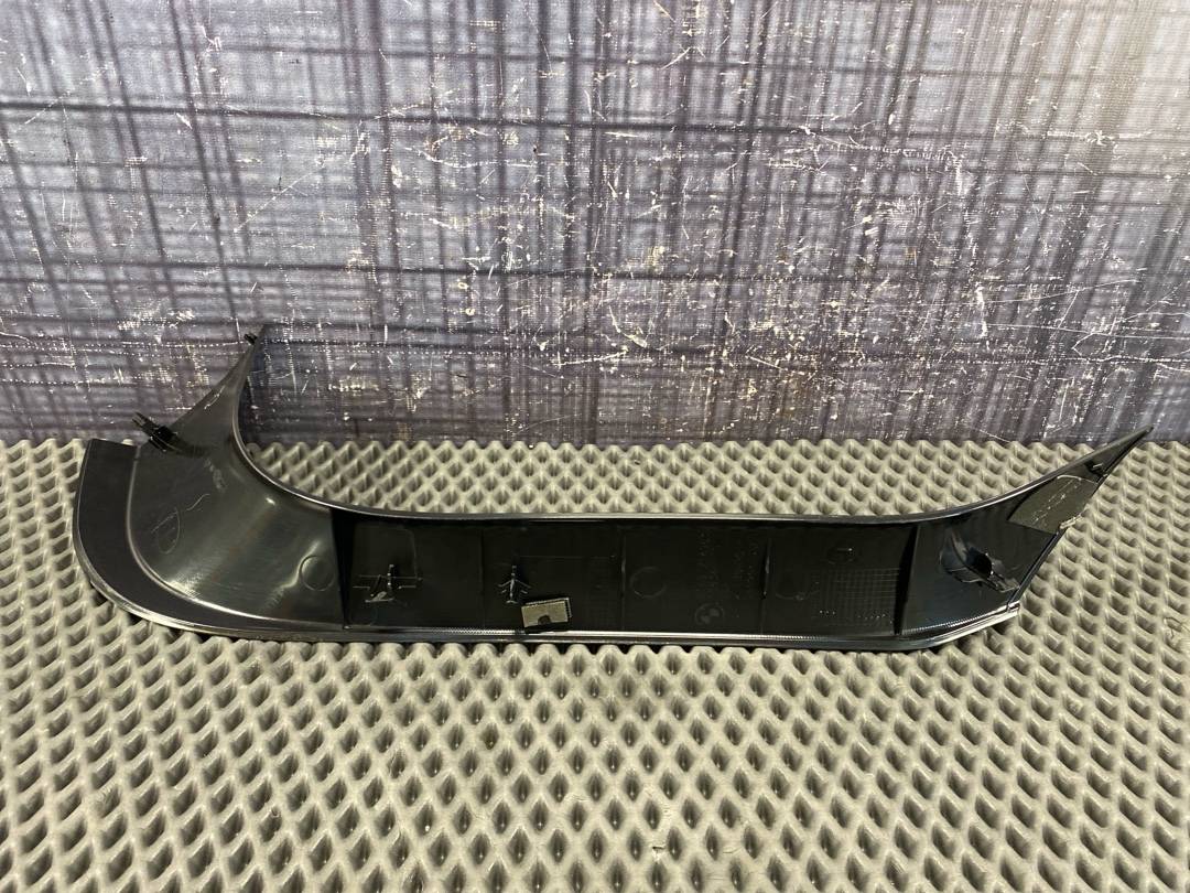 Пластик крышки багажника, 540 рублей, Красноярск