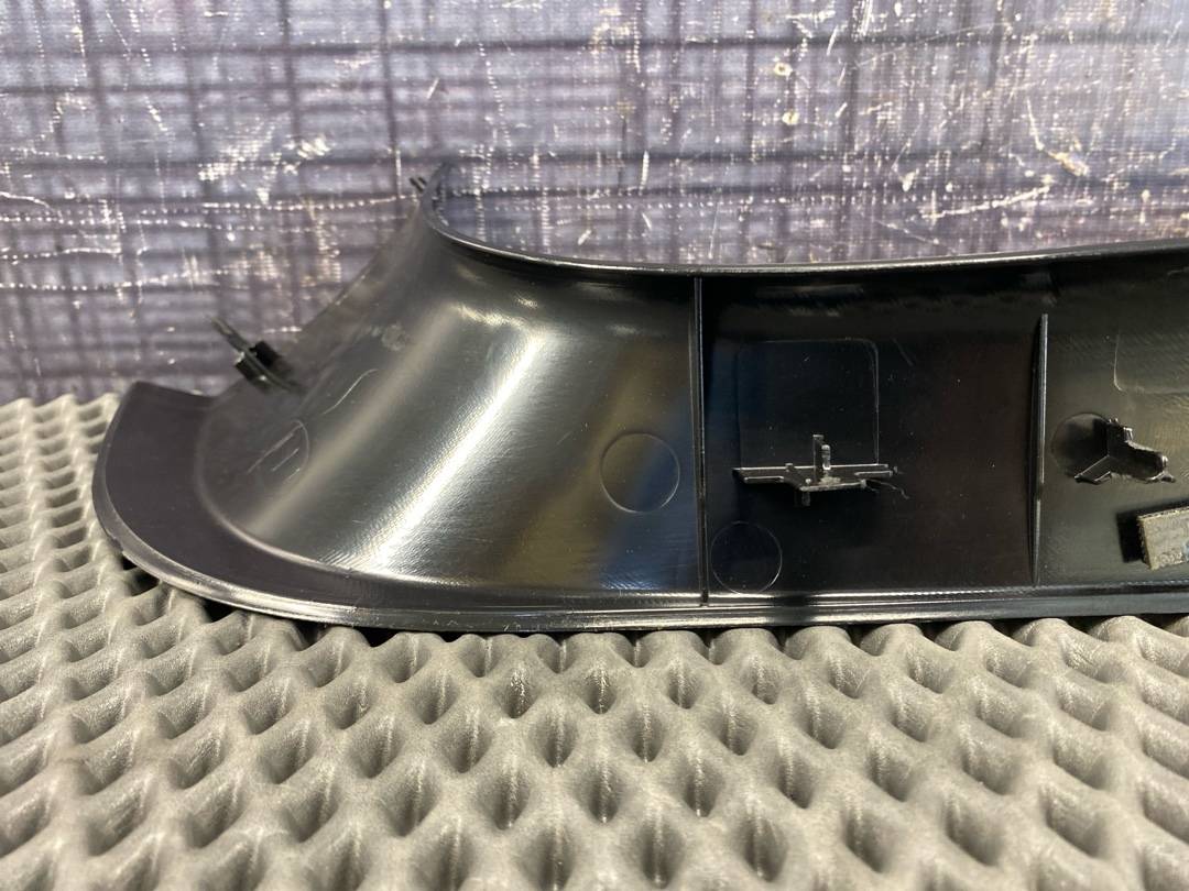 Пластик крышки багажника, 540 рублей, Красноярск