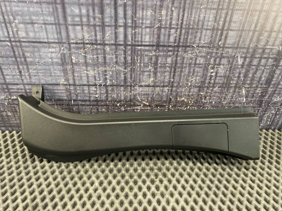 Пластик багажника, 520 рублей, Красноярск