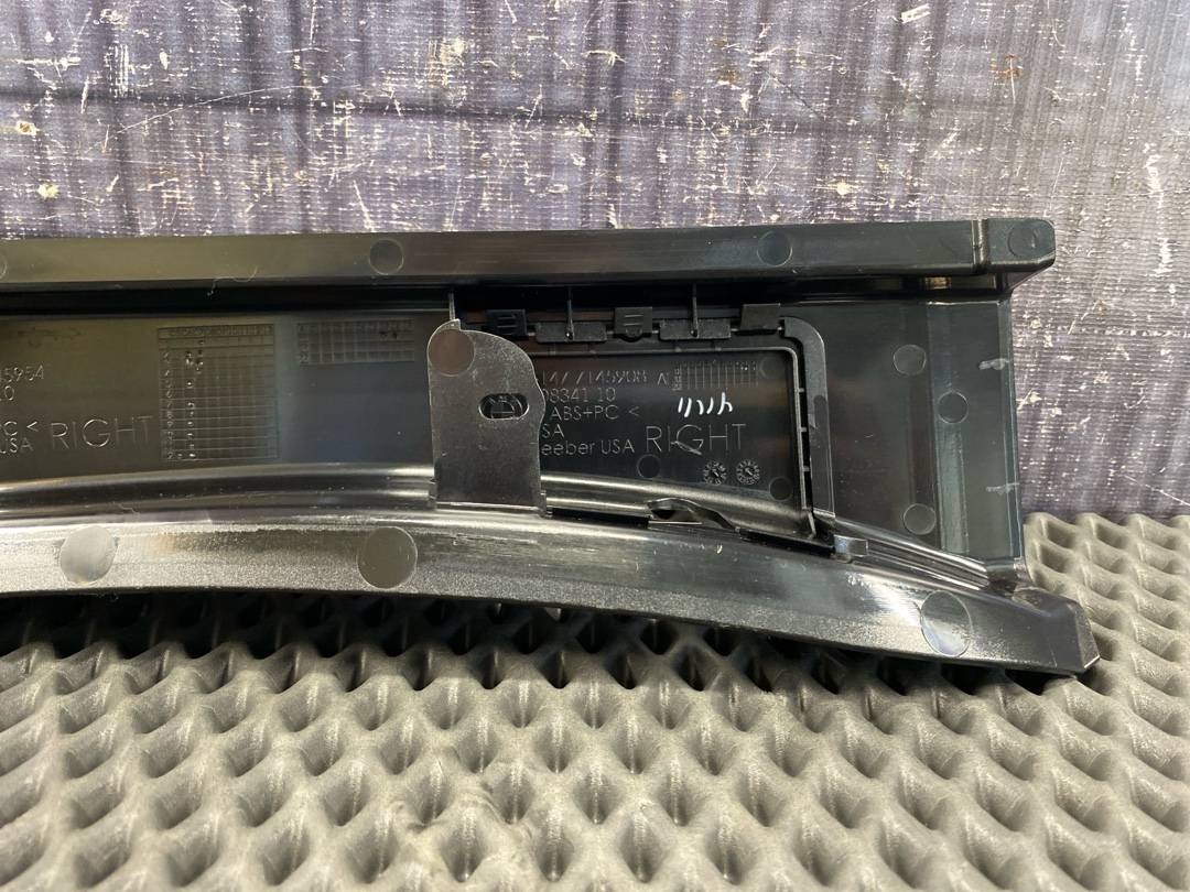 Пластик багажника, 520 рублей, Красноярск