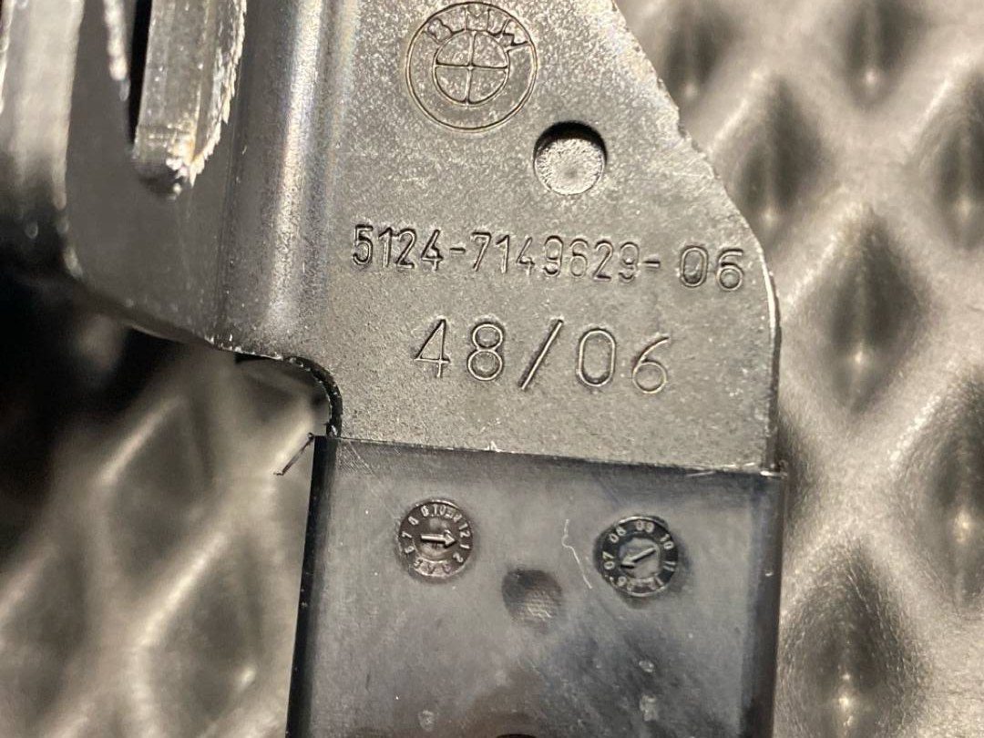 Замок багажника, 1050 рублей, Красноярск