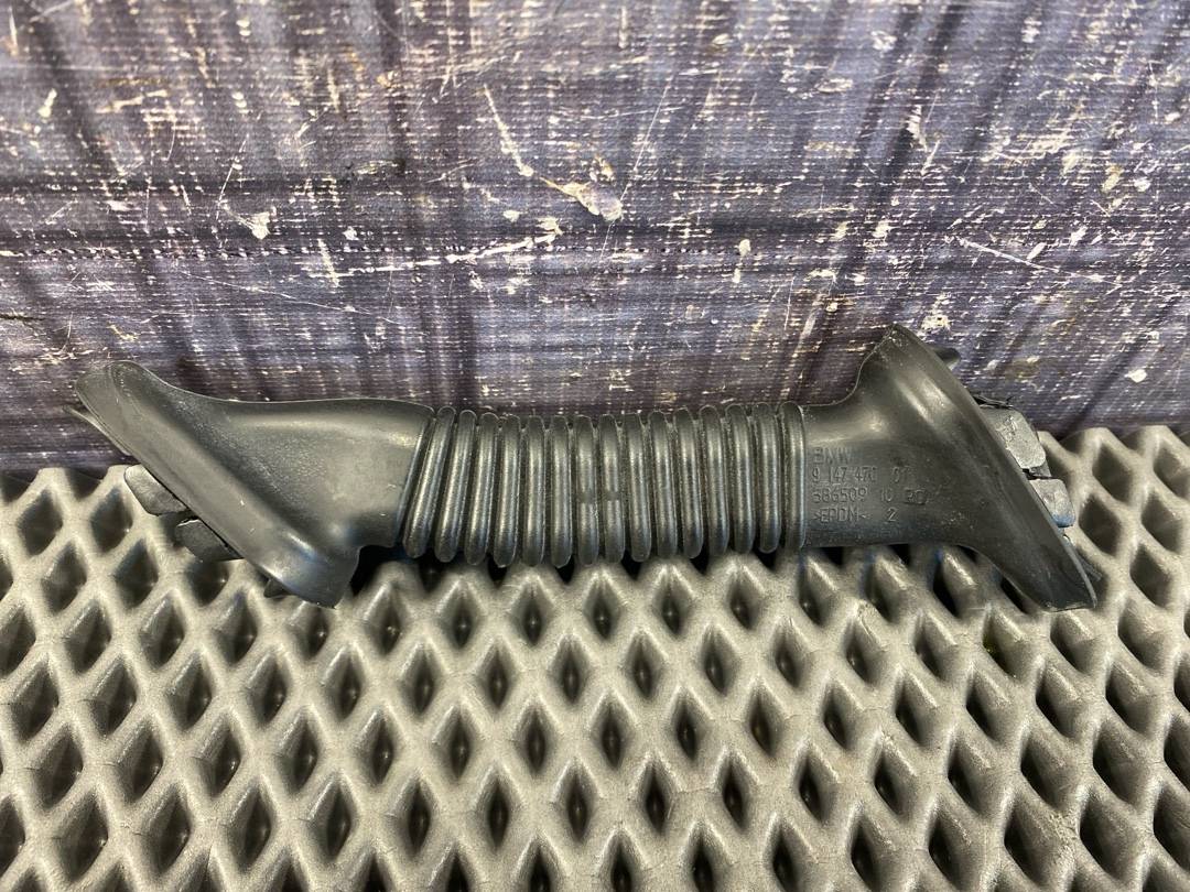 Гофра крышки багажника, 840 рублей, Красноярск