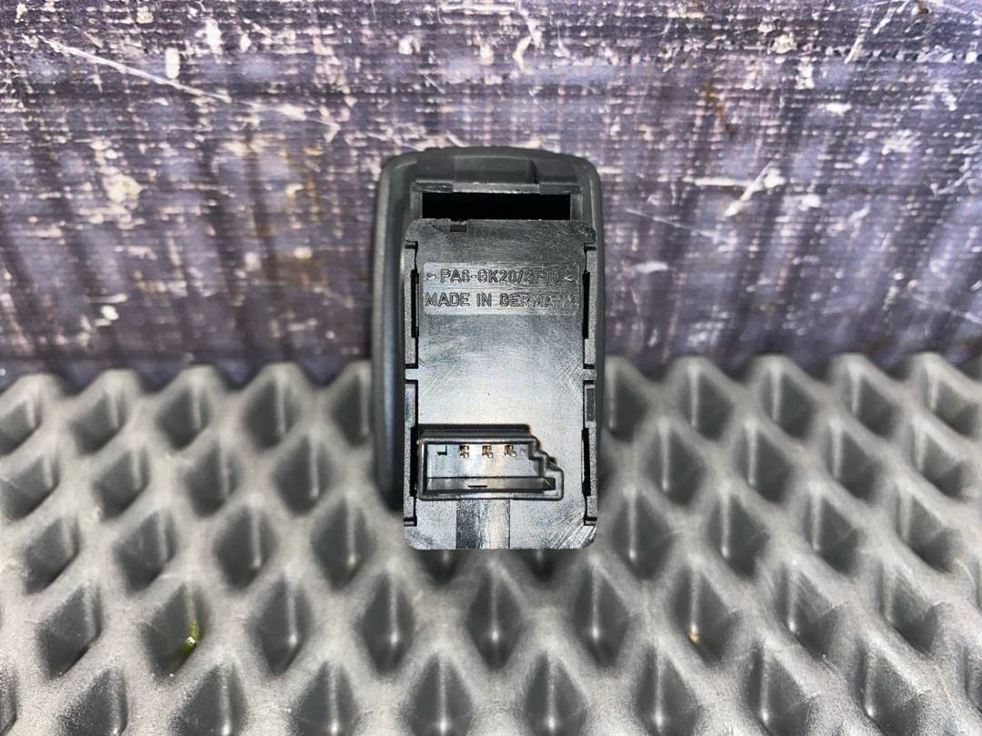 Кнопка стеклоподъемника, 620 рублей, Красноярск