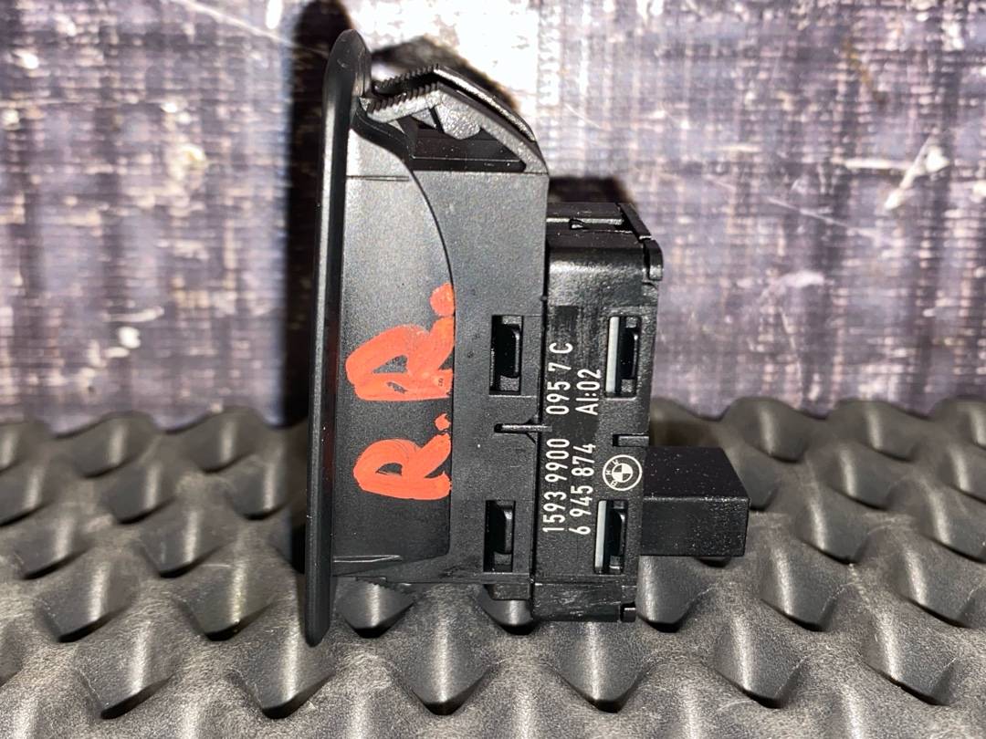 Кнопка стеклоподъемника, 620 рублей, Красноярск