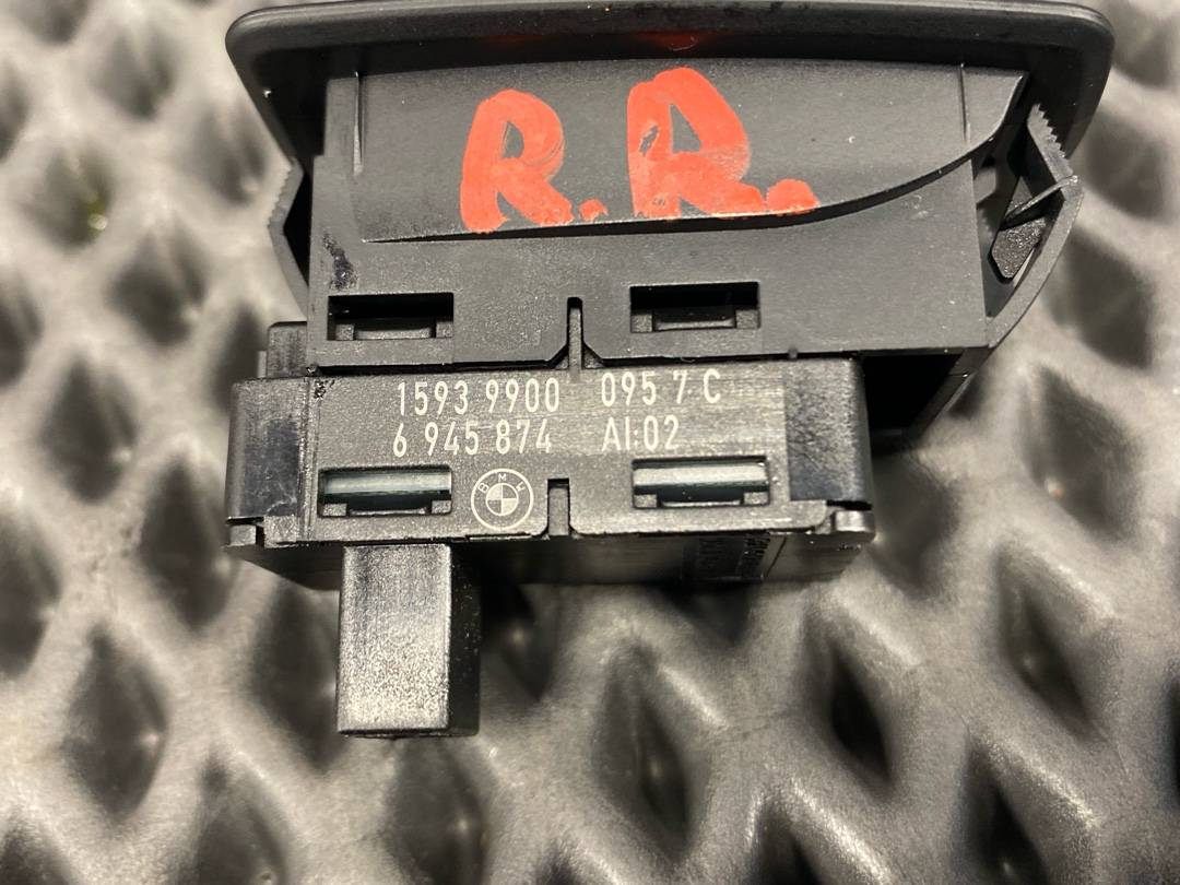 Кнопка стеклоподъемника, 620 рублей, Красноярск