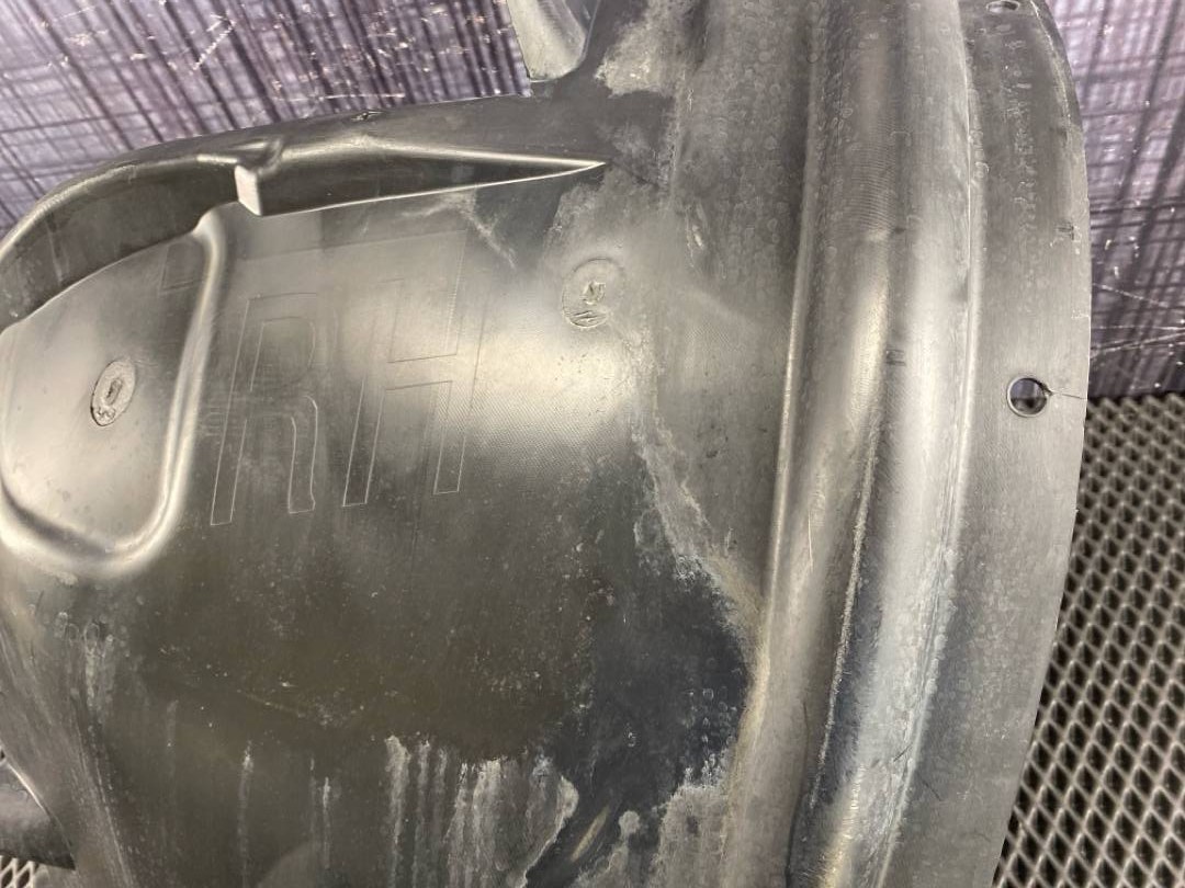 Подкрылок, 1720 рублей, Красноярск