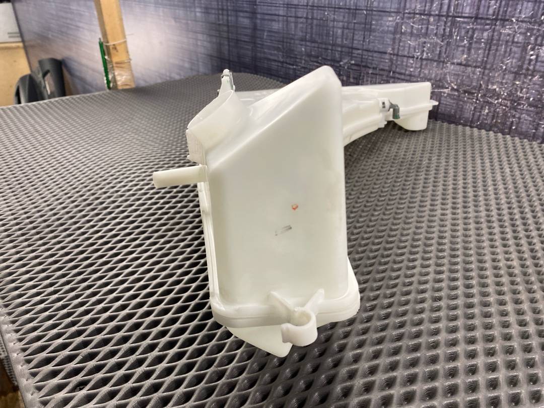 Бачок омывателя, 2140 рублей, Красноярск