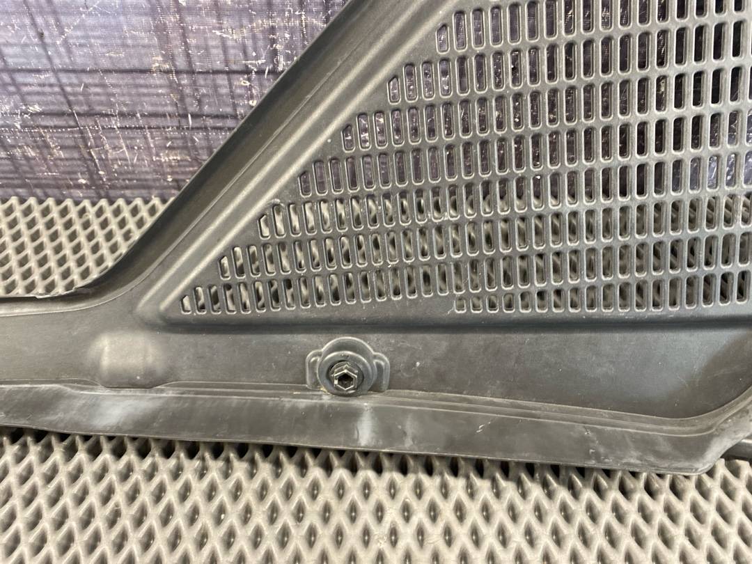 Решетка под лобовое стекло, 1230 рублей, Красноярск