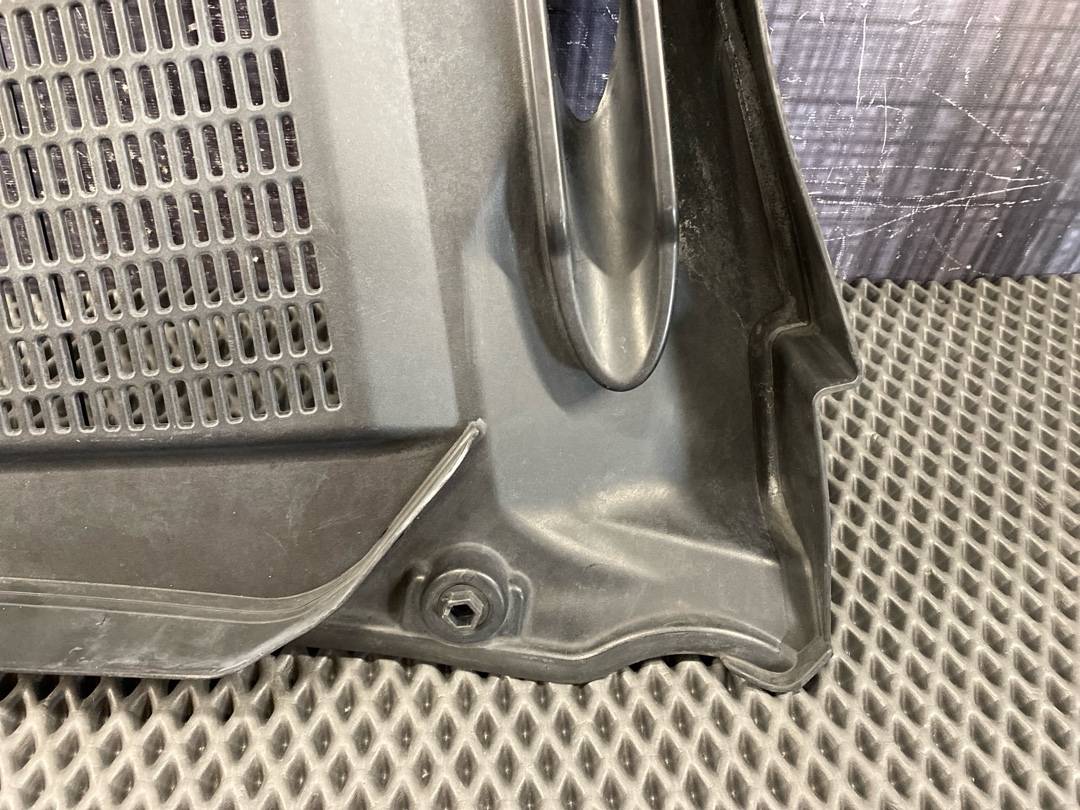 Решетка под лобовое стекло, 1230 рублей, Красноярск