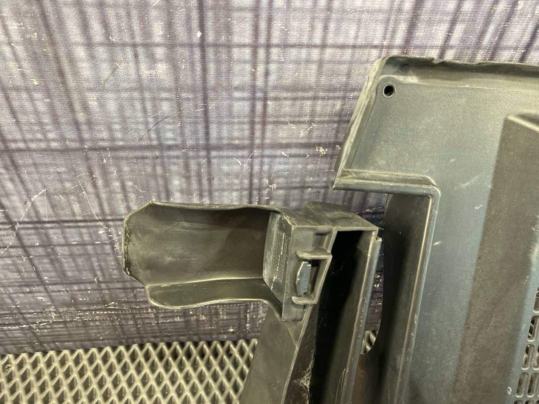 Решетка под лобовое стекло, 1050 рублей, Красноярск