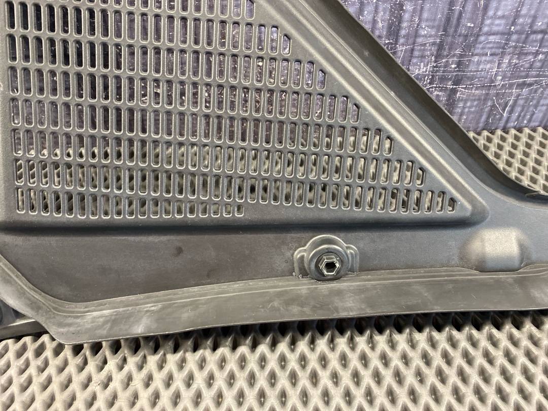 Решетка под лобовое стекло, 1050 рублей, Красноярск