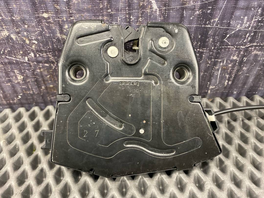 Замок багажника, 8670 рублей, Красноярск