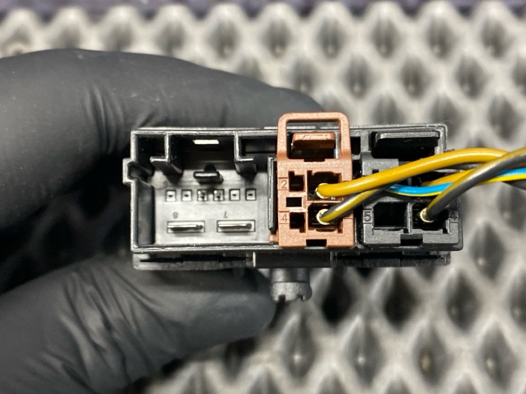 Блок управления сиденьем, 3860 рублей, Красноярск