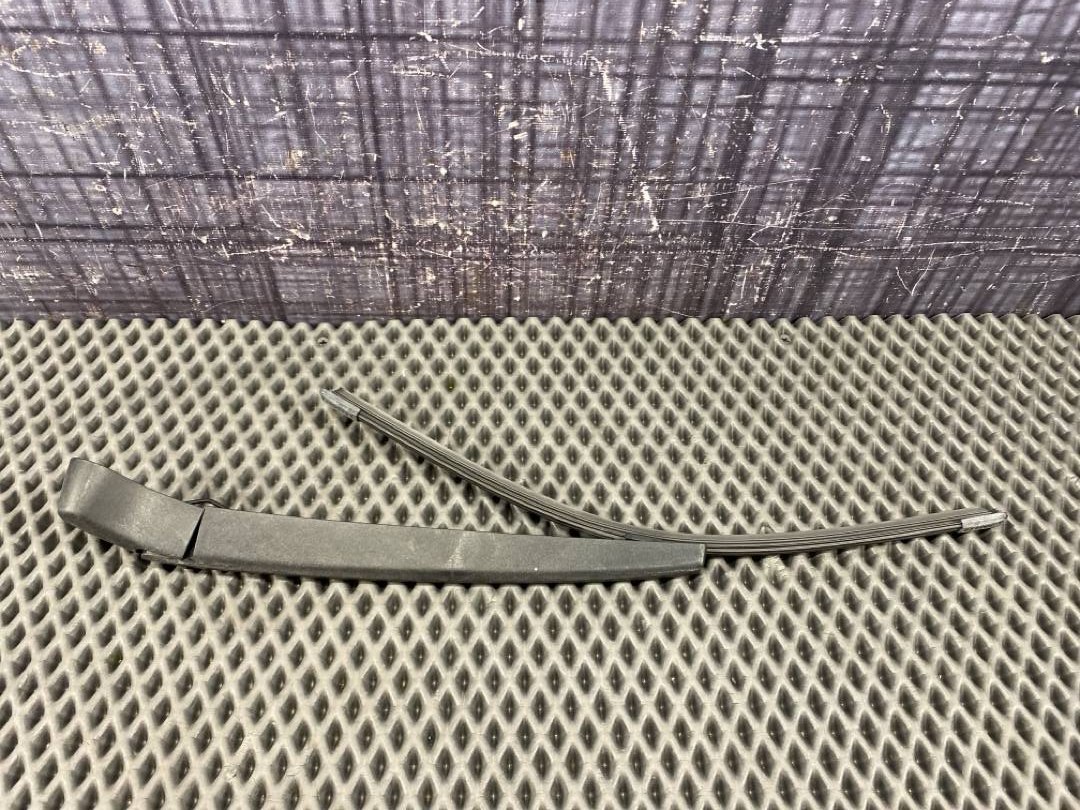 Дворник, 2620 рублей, Красноярск