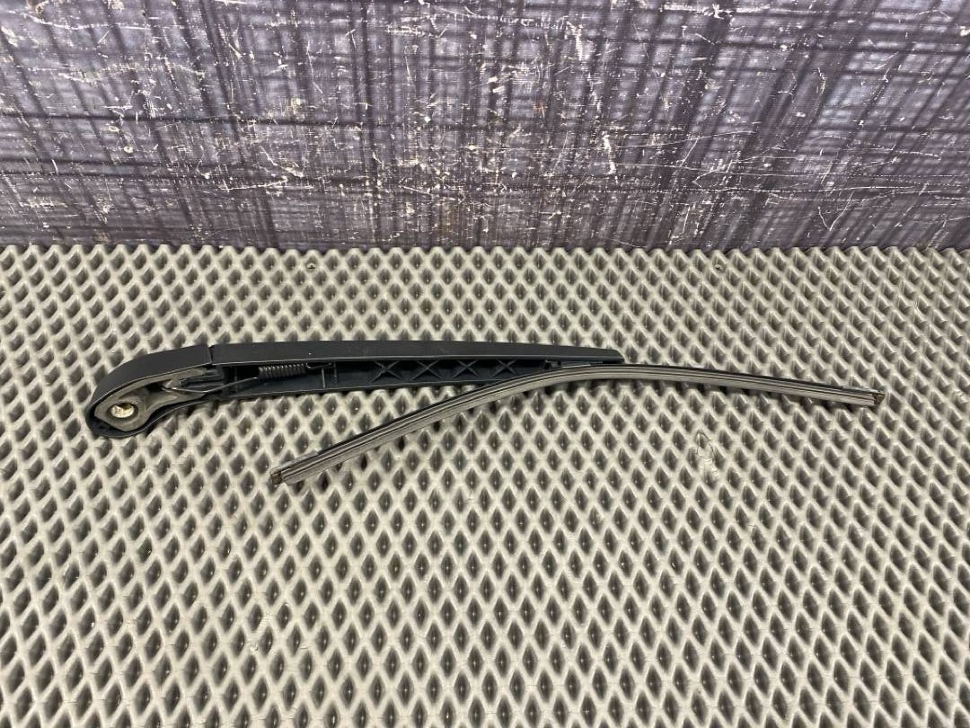 Дворник, 2620 рублей, Красноярск