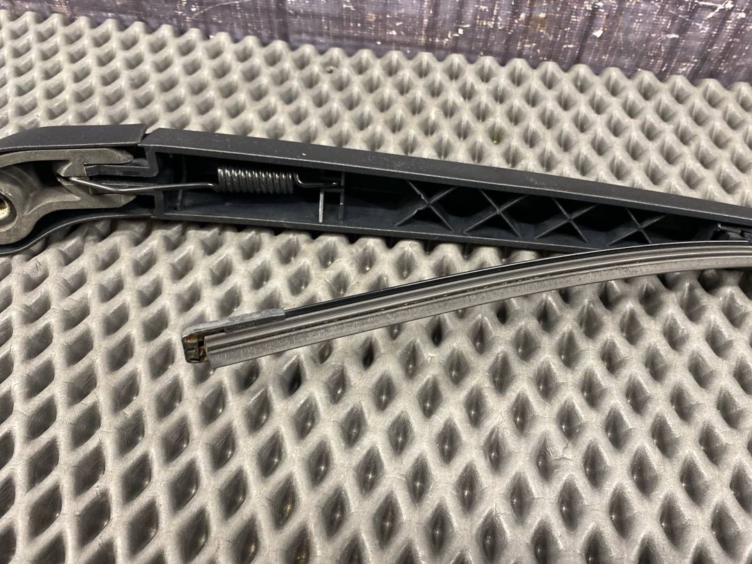 Дворник, 2620 рублей, Красноярск