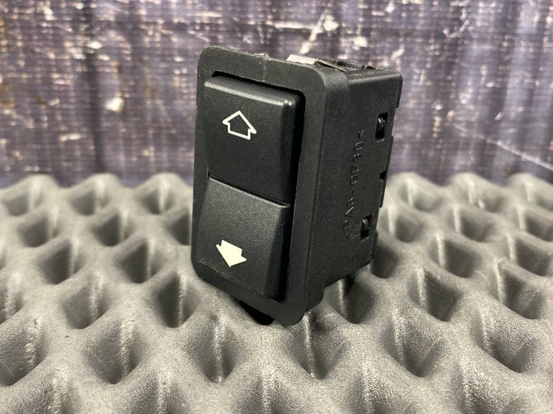 Кнопка стеклоподъемника, 210 рублей, Красноярск