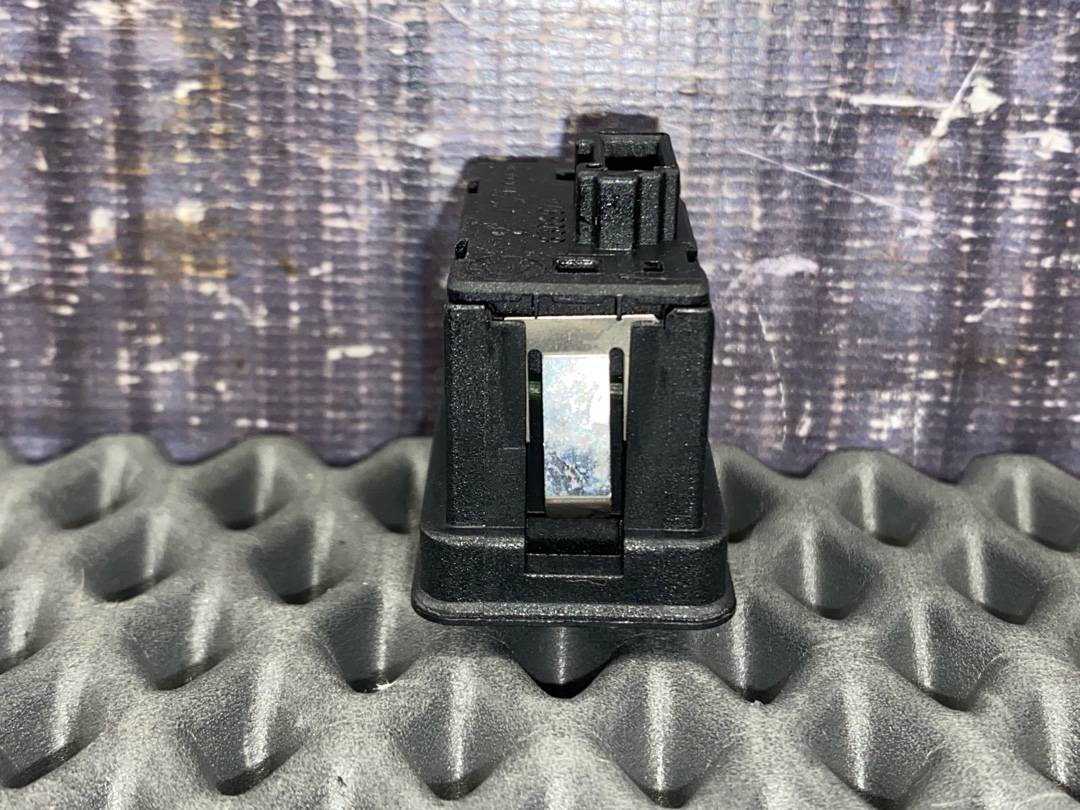 Кнопка стеклоподъемника, 210 рублей, Красноярск