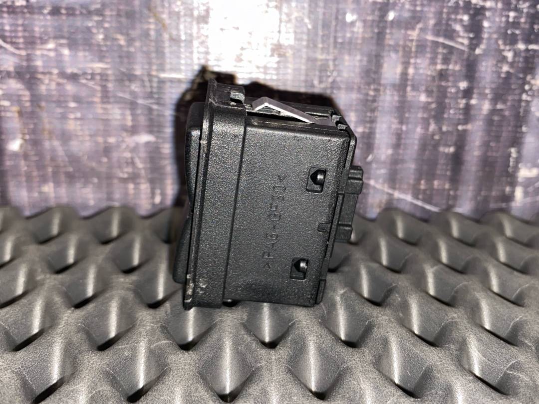 Кнопка стеклоподъемника, 210 рублей, Красноярск