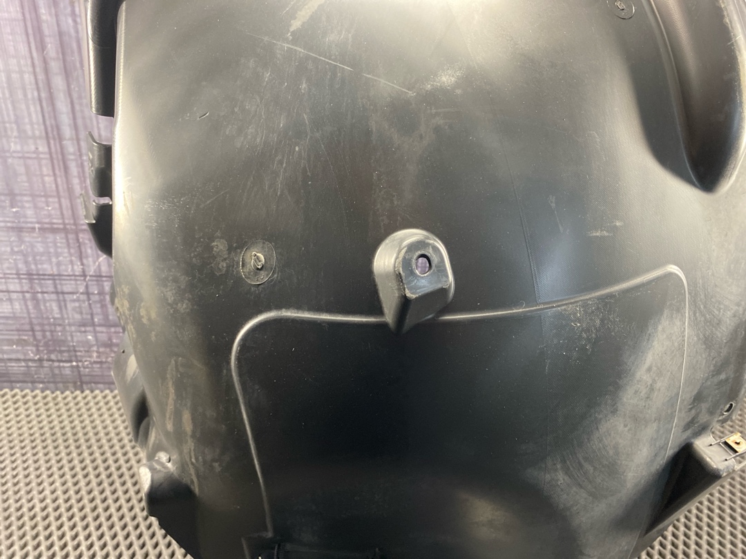 Подкрылок, 3770 рублей, Красноярск