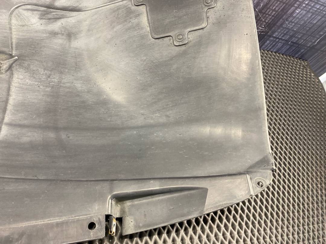 Подкрылок, 3770 рублей, Красноярск