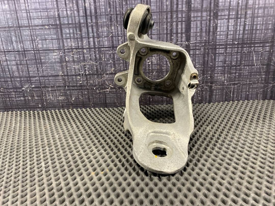 Поворотный кулак, 3140 рублей, Красноярск