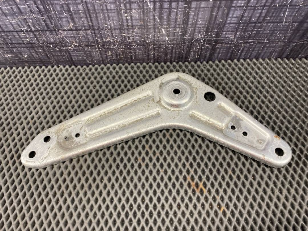 Кронштейн, 590 рублей, Красноярск