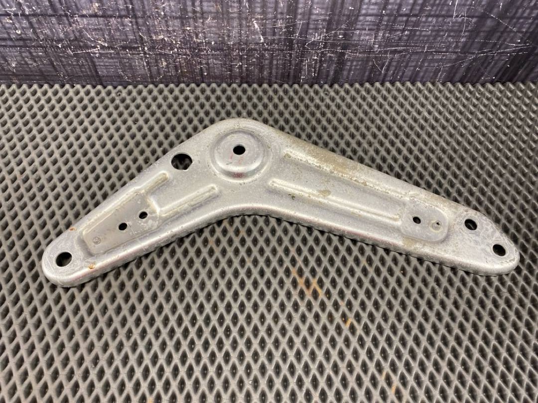 Кронштейн, 590 рублей, Красноярск