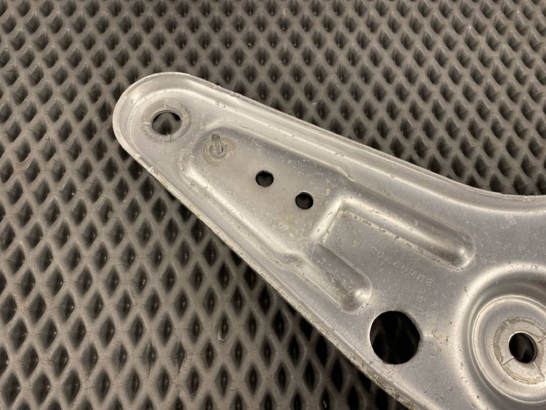 Кронштейн, 590 рублей, Красноярск